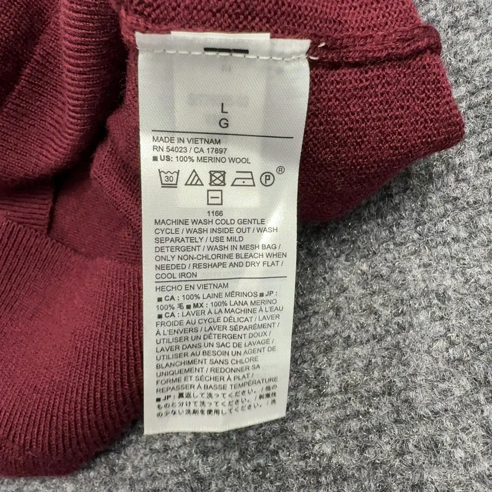 Banana Republic Sweater Mens L Burgundy Merino Wool V Neck Classic Preppy